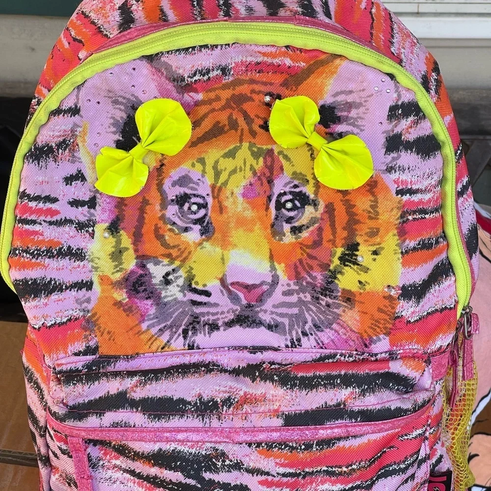 ICU Girls' Tyger in The Myst Backpack, Pink, One